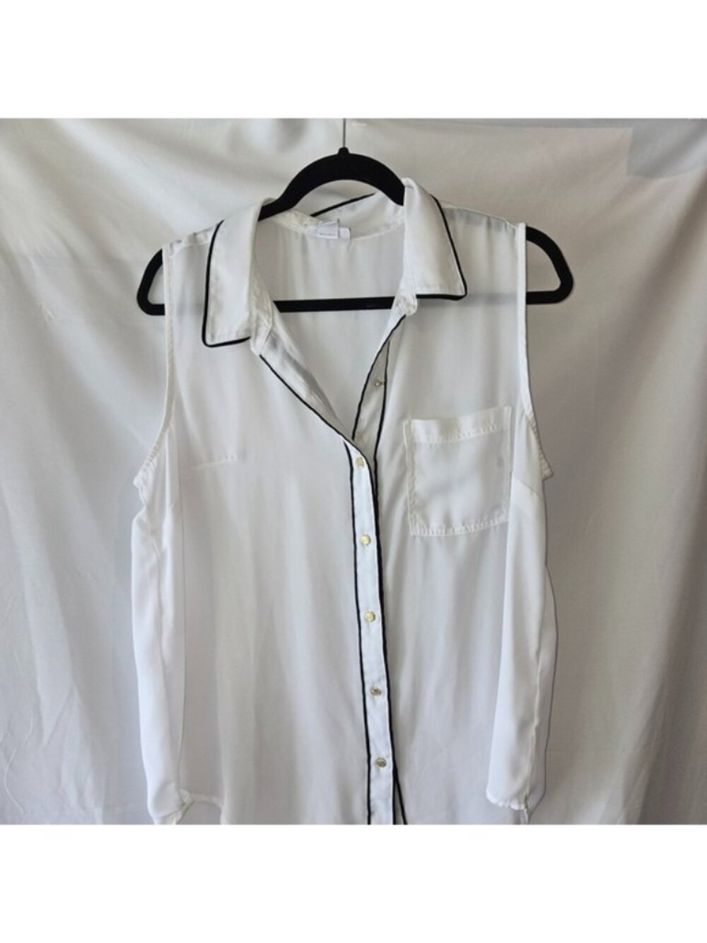 Liz Claiborne Sleeveless Blouse